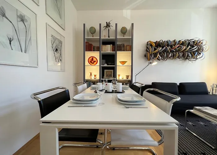 Wohnen Auf Zeit - Design By Rabe - Parkplatz & Netflix & Coffee-bar - Nahe Schloss Schoenbrunn *