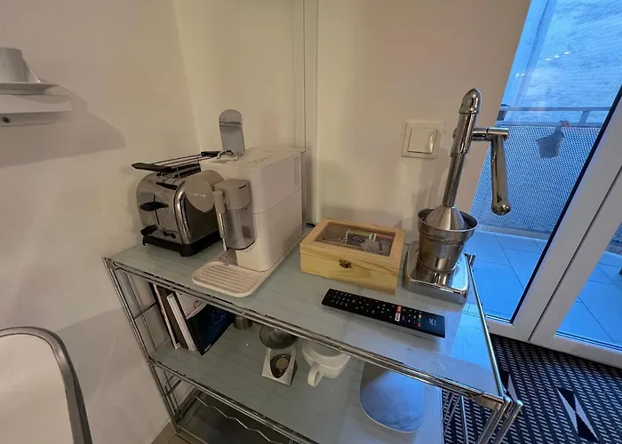 Wohnen Auf Zeit - Design By Rabe - Parkplatz & Netflix & Coffee-bar - Nahe Schloss Schoenbrunn *