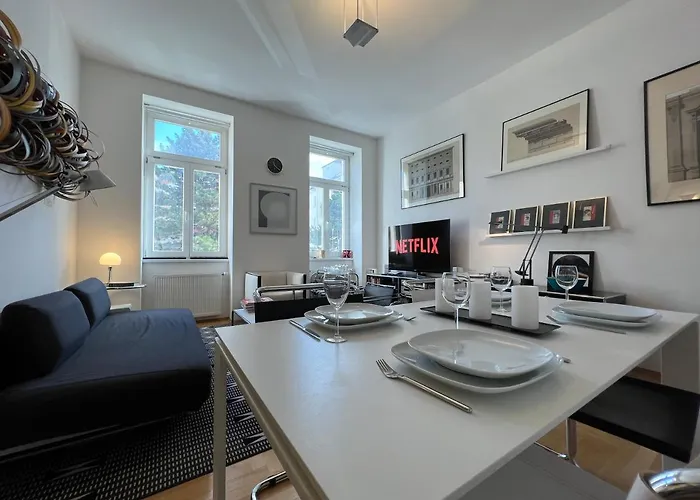 Wohnen Auf Zeit - Design By Rabe - Parkplatz & Netflix & Coffee-bar - Nahe Schloss Schoenbrunn